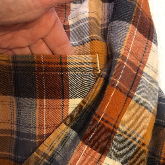 Men’s Merrell XL plaid cotton button down shirt - Picture 4 of 8